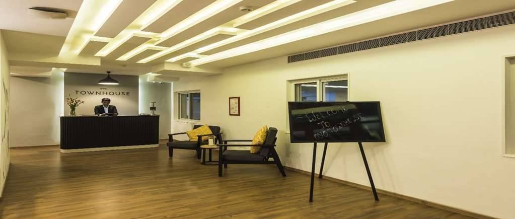 Hotel Oyo Townhouse 014 Mg Road Bangalore Interior foto