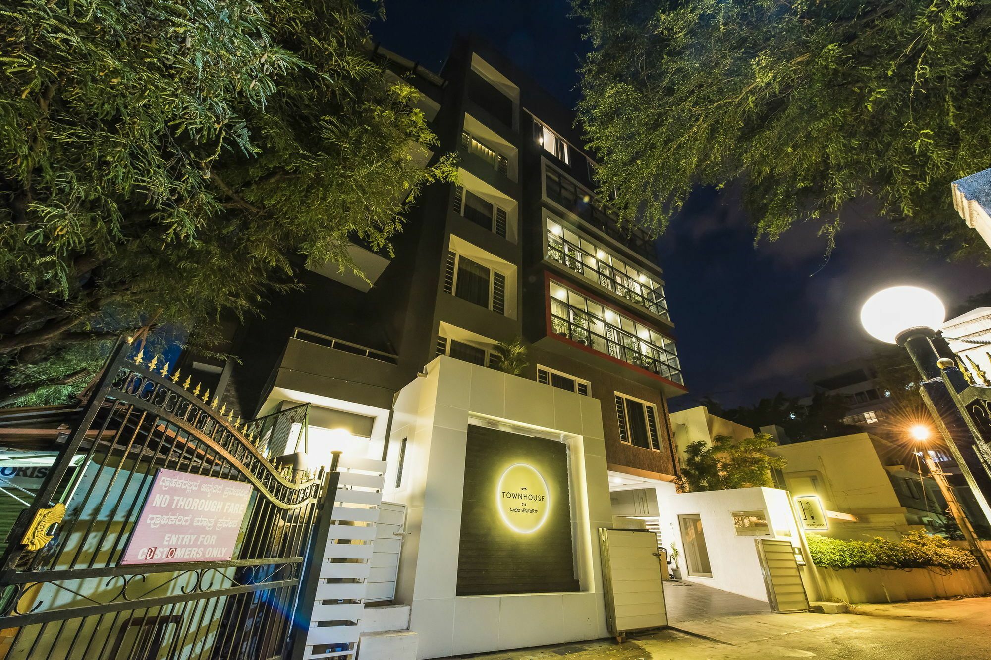 Hotel Oyo Townhouse 014 Mg Road Bangalore Exterior foto